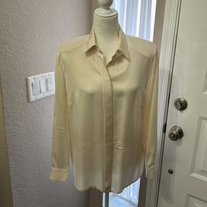 Jobis 100% silk button down